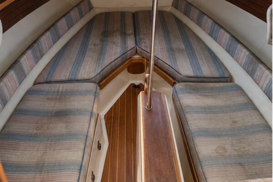 Sailboat cushion upholstery and v-berth cushions near me